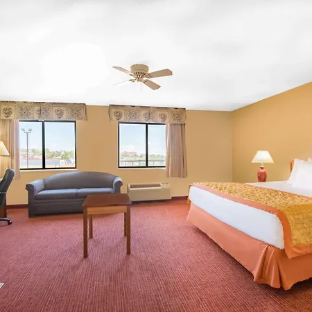 Hawthorn Suites By Wyndham Albuquerque-2